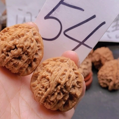 吊坠桃核36全品三角白