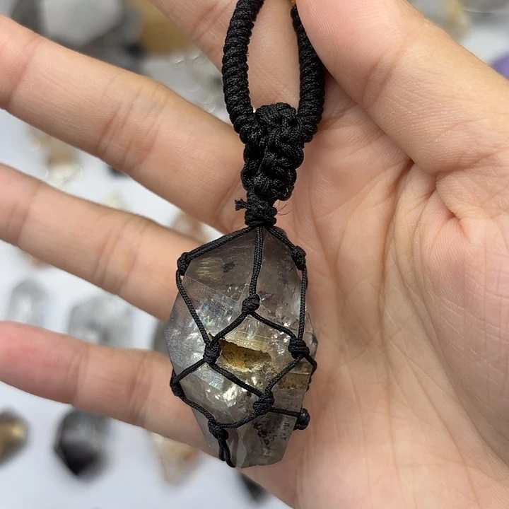 未镶嵌颈饰水晶藏金洞彩虹闪灵钻挂件