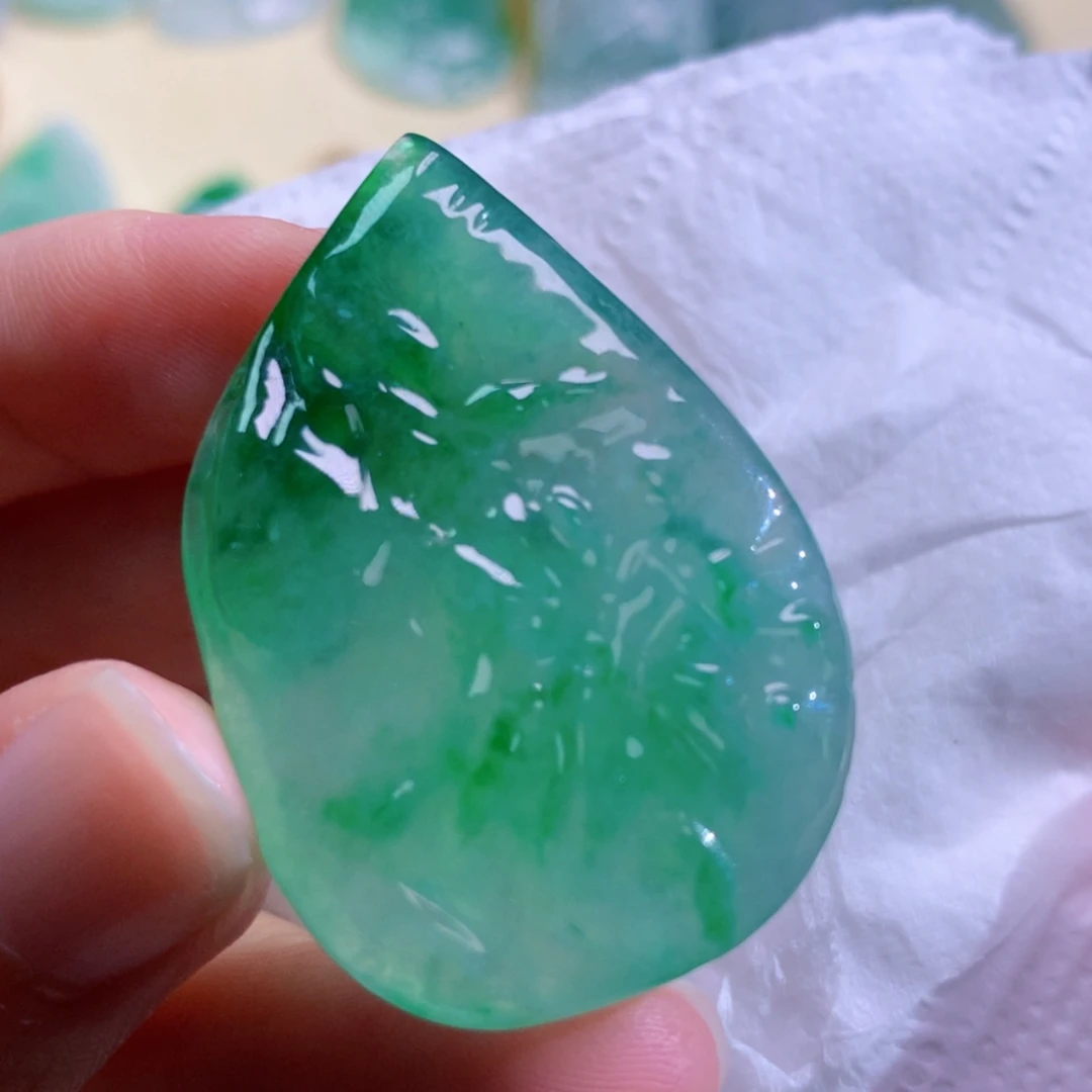 【闪购商品】颈饰未镶嵌翡翠