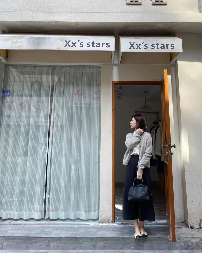 2025秋季新款韩系慵懒风灰色针织开衫长袖上衣百搭休闲阔腿裤套装