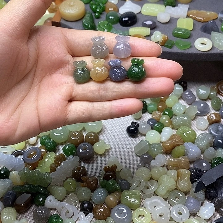 未镶嵌和田玉挂件福袋128一个多样性发其一