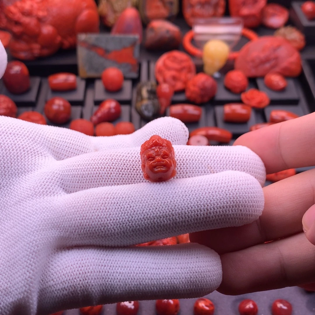 南红玛瑙未镶嵌精工雕刻满色满肉柿子红黄财神背云12.6mm