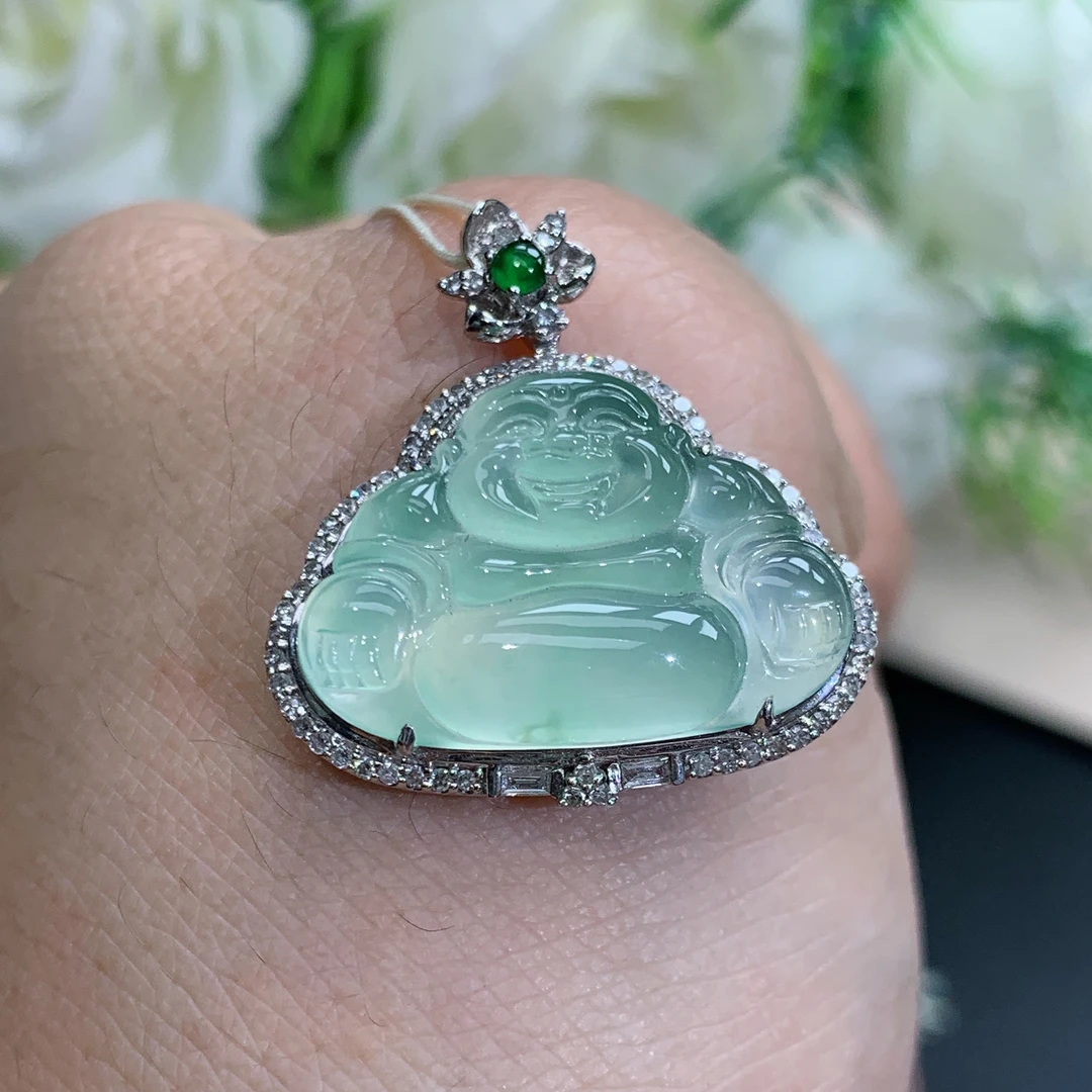 尺寸25.2×23.9×7.2缅甸天然翡翠A货18k金高冰甜绿一刀切佛公吊坠