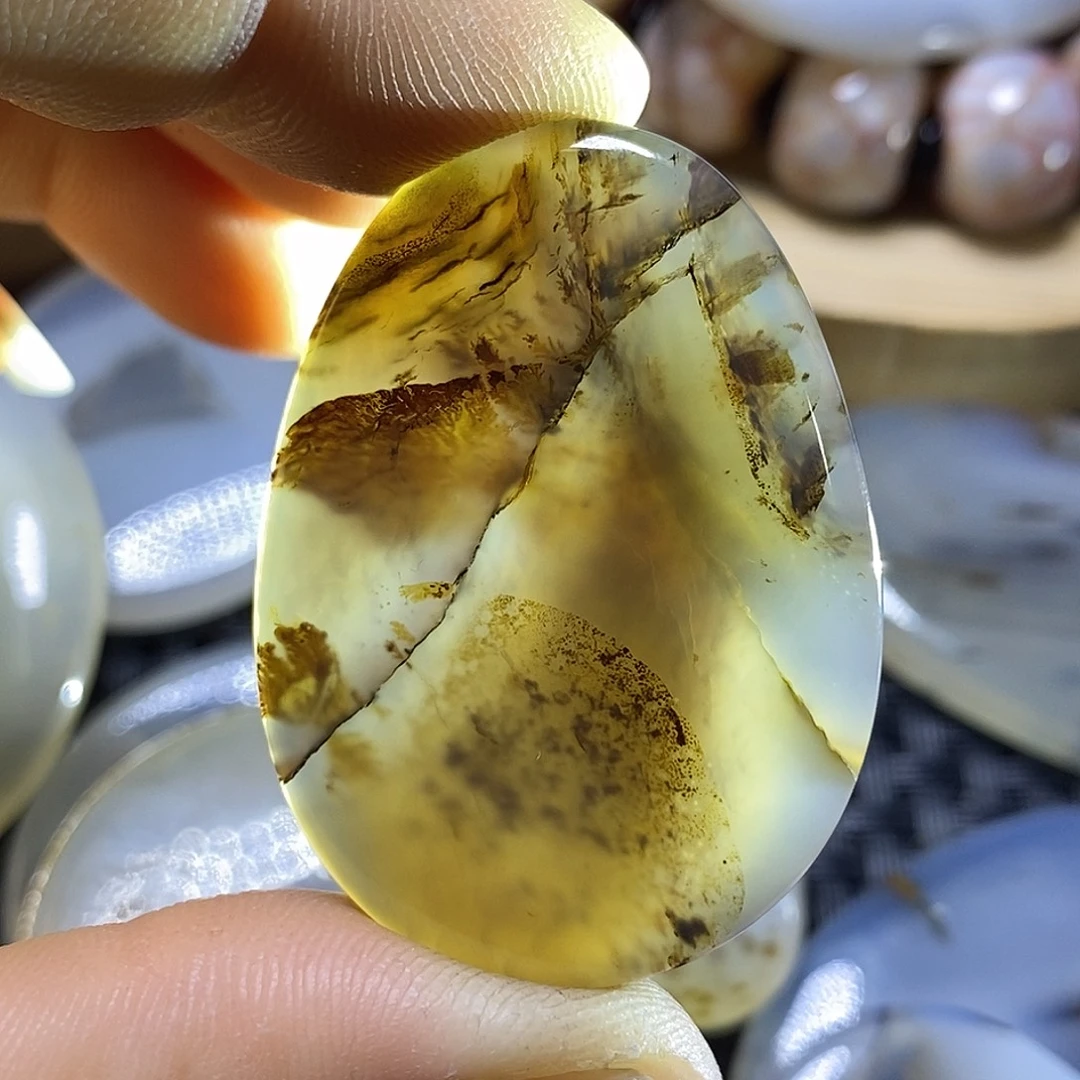 猎***隼玛瑙/玉髓未镶嵌颈饰