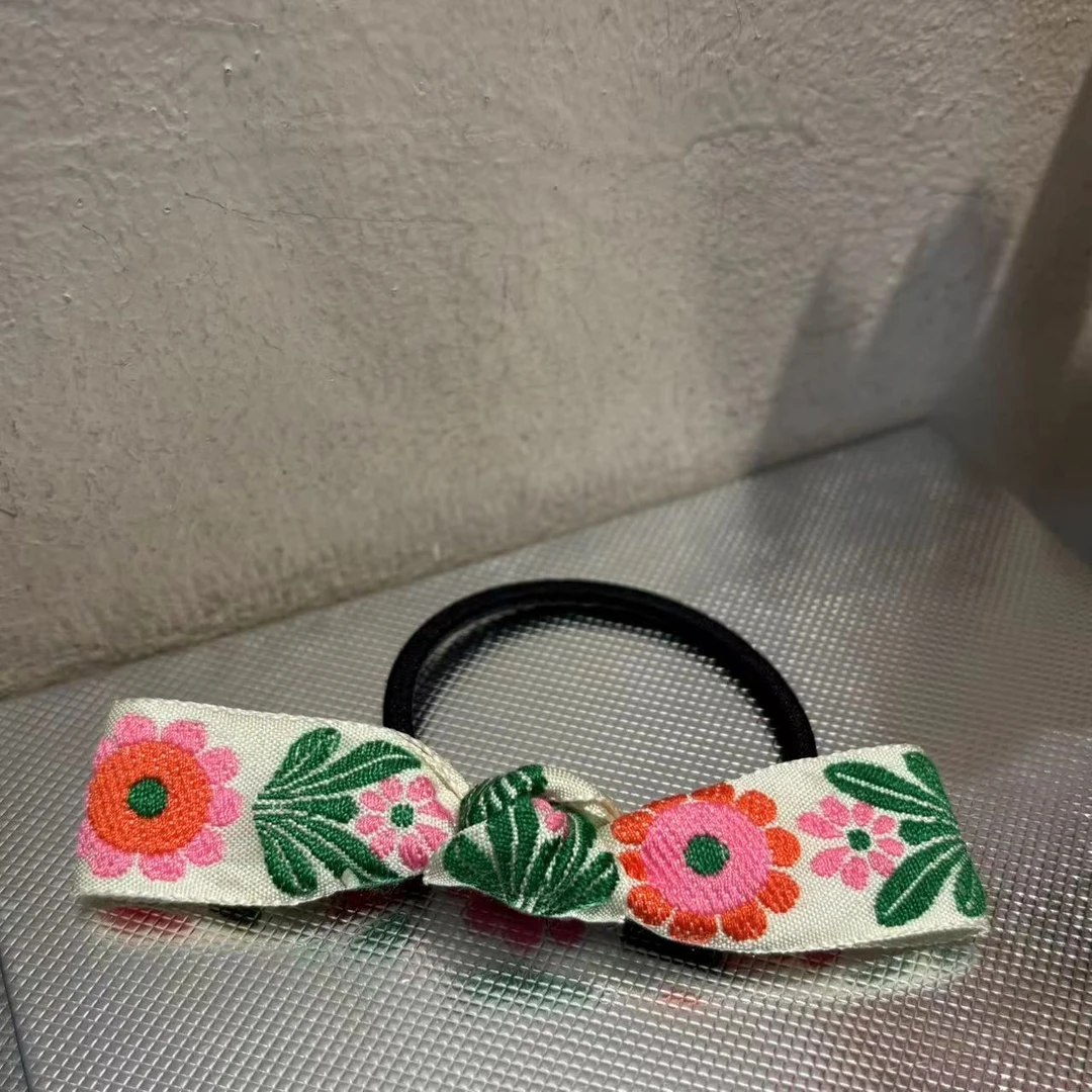 东大门刺绣皮筋发圈T629