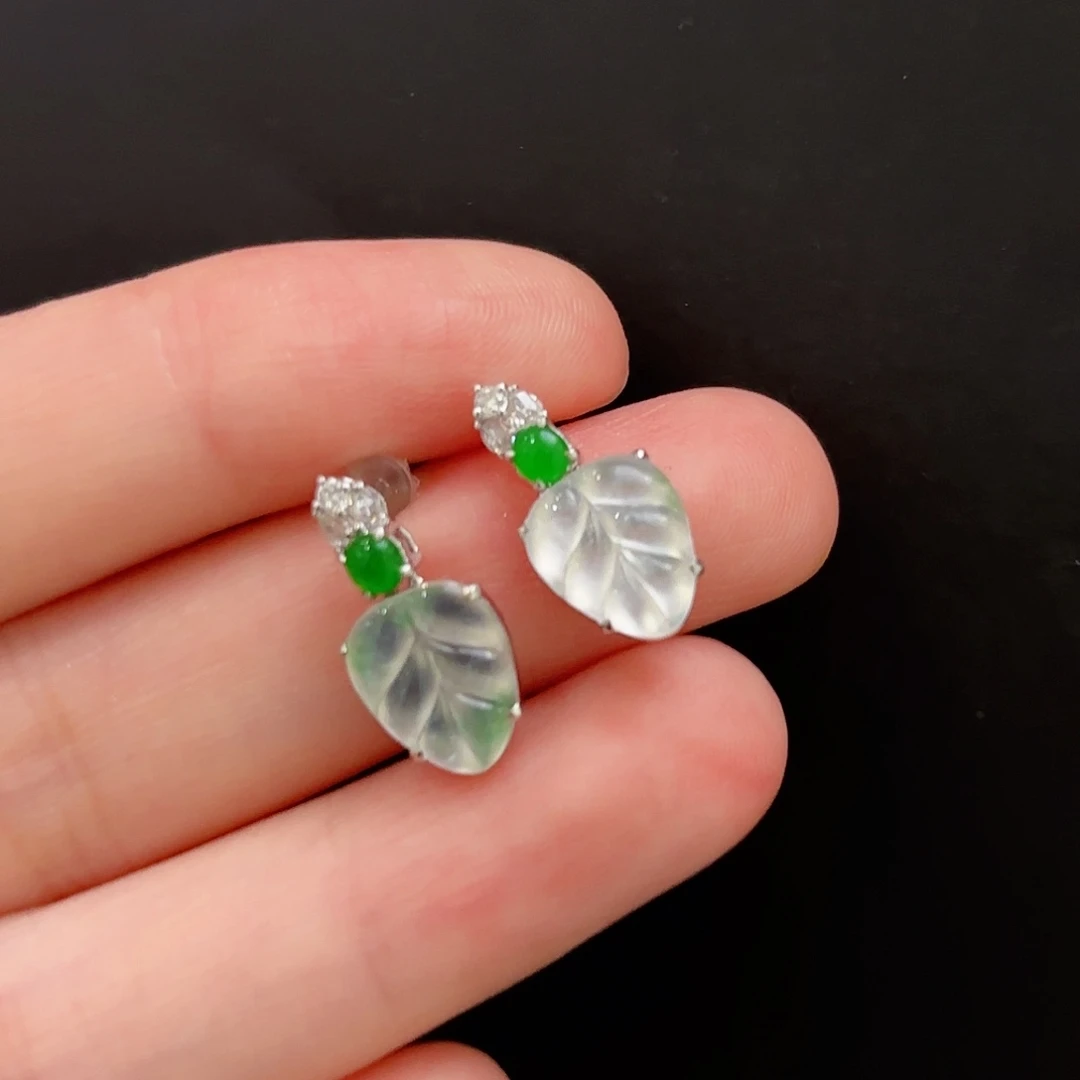 翡翠18K金镶嵌耳饰翡翠叶子耳饰多人不退不换