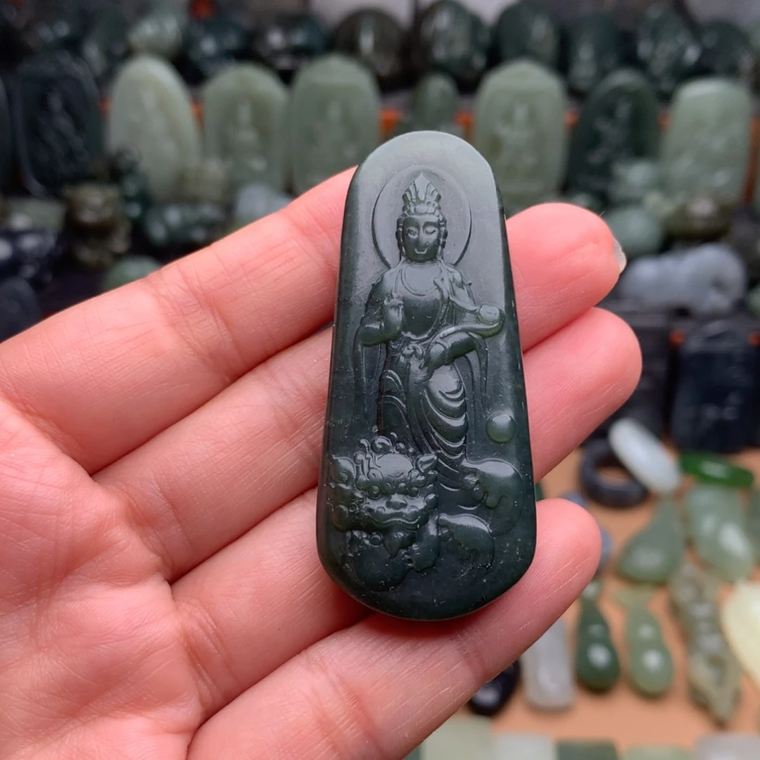 和田玉未镶嵌颈饰挂件39