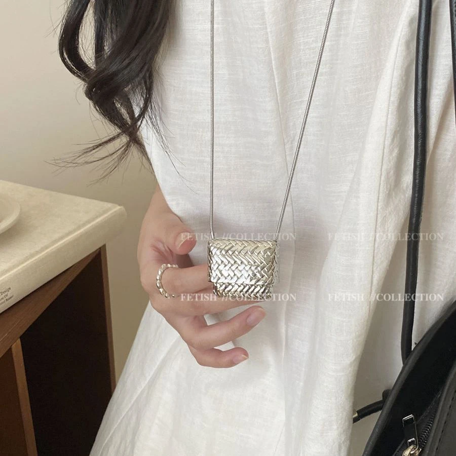 中古编织包包吊坠项链女2024新款轻奢小众独特设计长款毛衣链配饰