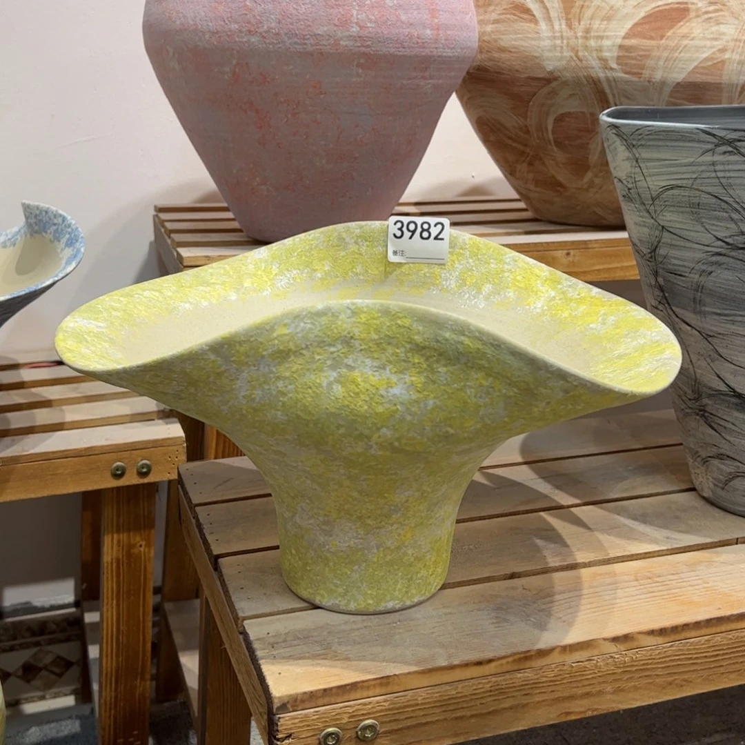 瓷片3982高20口22到27已打孔的