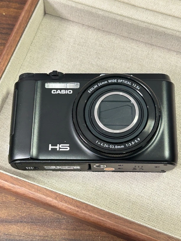 9新 Casio/卡西欧 zr1000 黑色自拍数码相机翻转屏高清小巧美颜