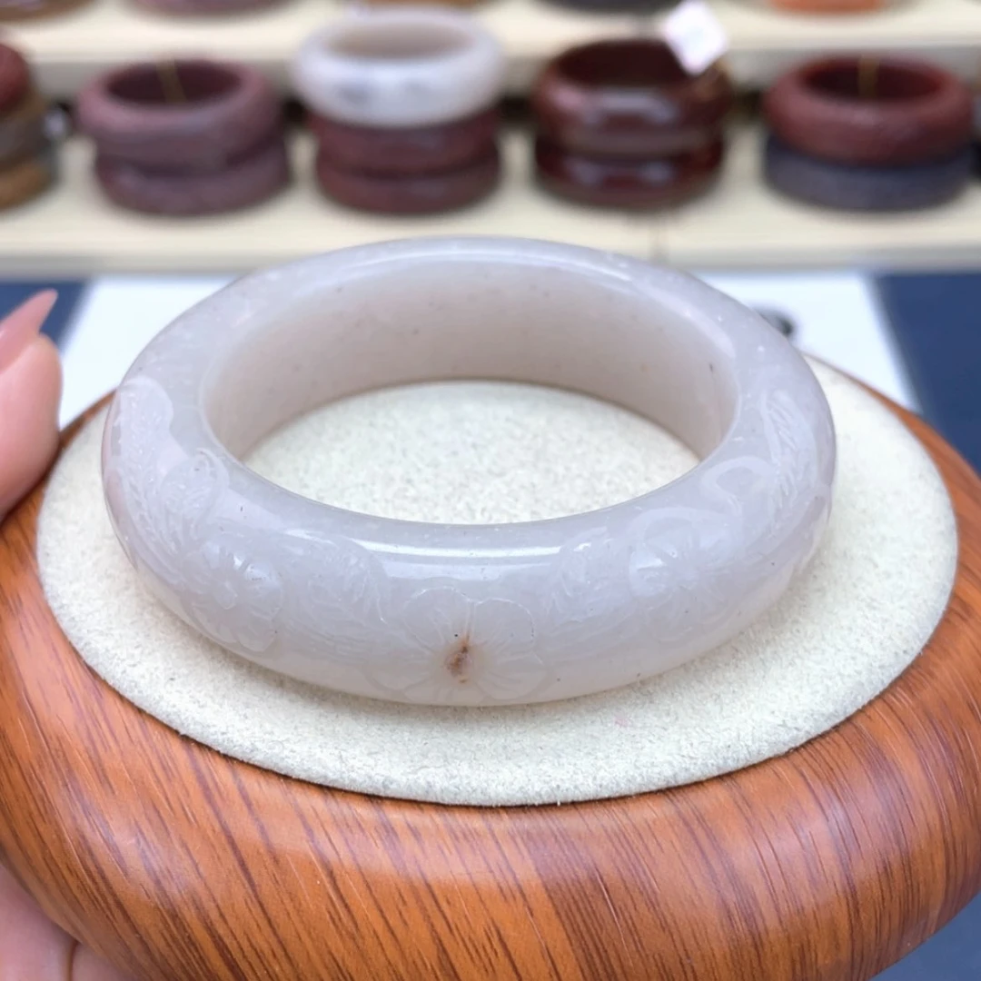 【闪购商品】石英质玉手镯未镶嵌