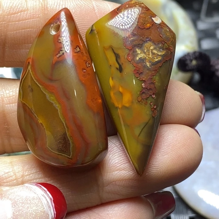 玛瑙/玉髓颈饰足银镀金镶嵌卓*
