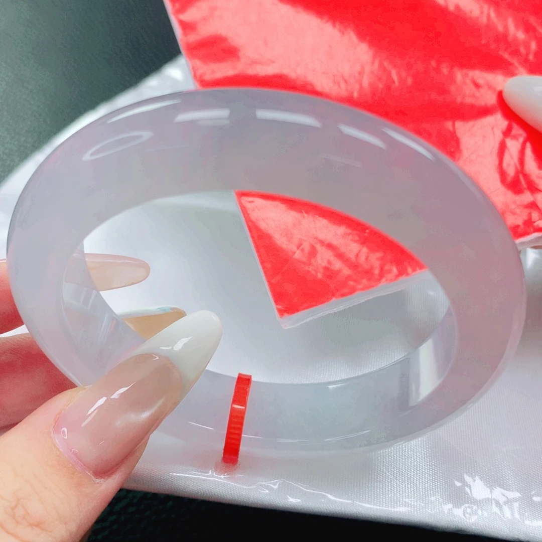 未镶嵌手镯翡翠53。