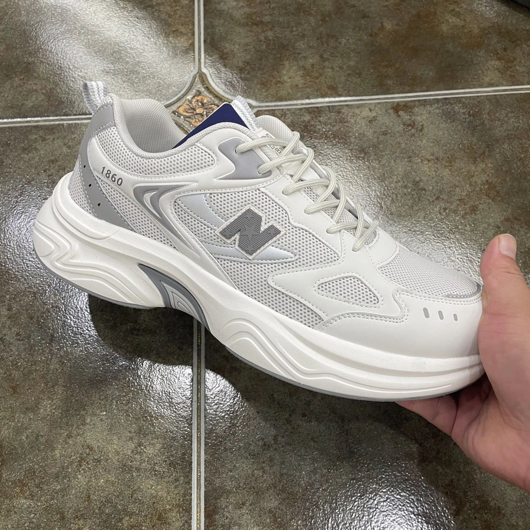 特大码男2025早秋复古灰蓝网面鞋平跟跑鞋夏季特大号系带透气潮鞋