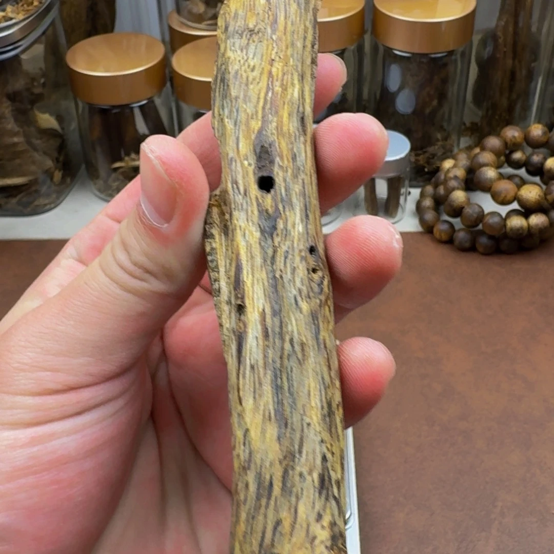 沉香沉香碎屑白棋树心天然老料19克