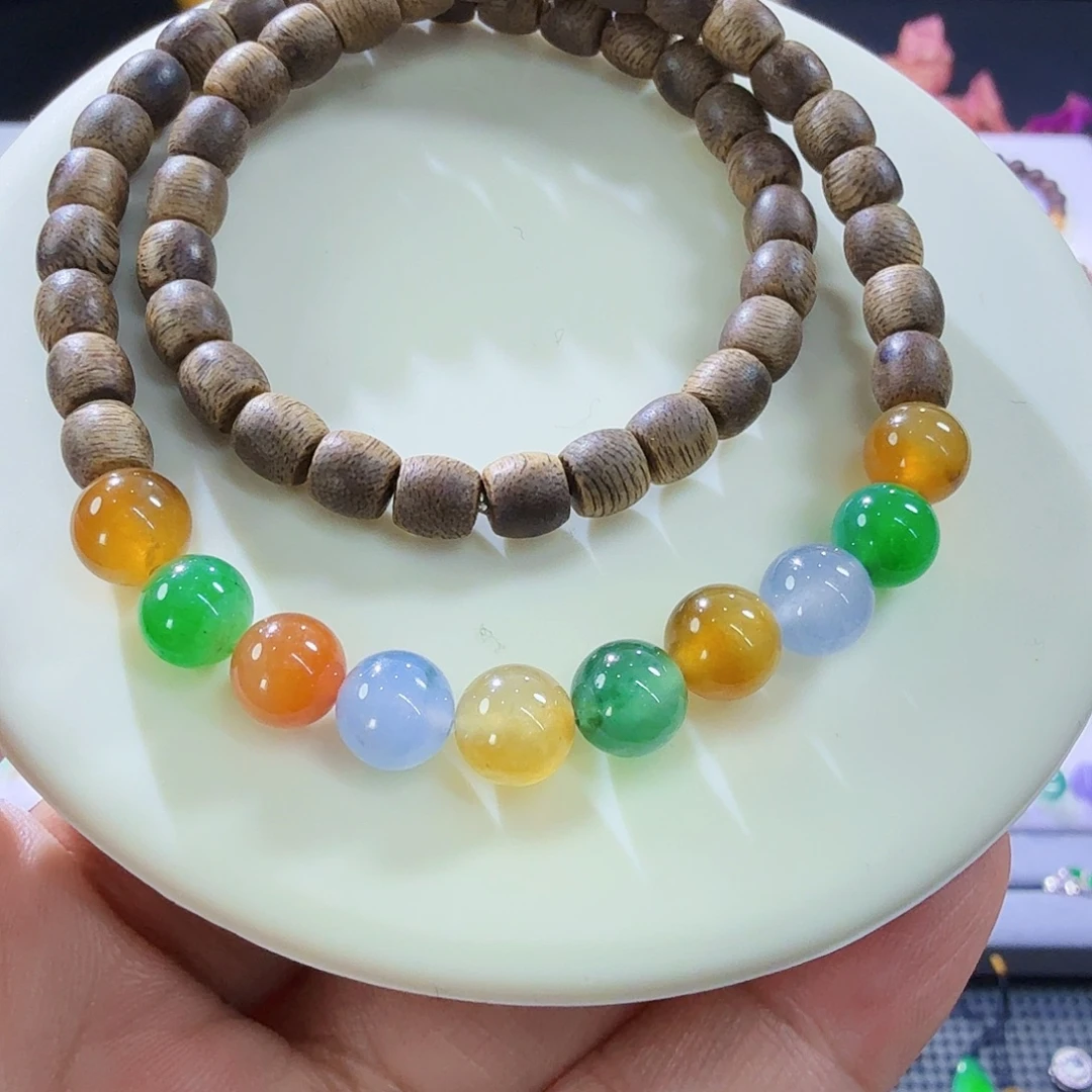 翡翠未镶嵌颈饰裸石