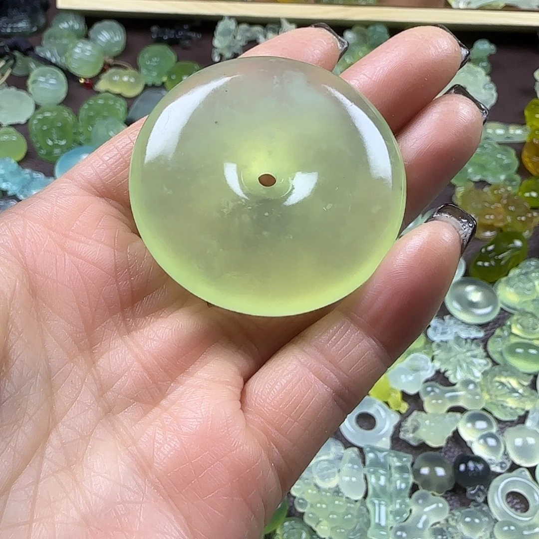 蛇纹石玉未镶嵌岫玉吊坠