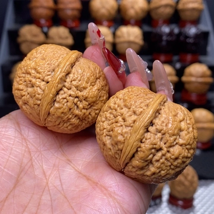 文玩核桃把件脑纹元宝47号