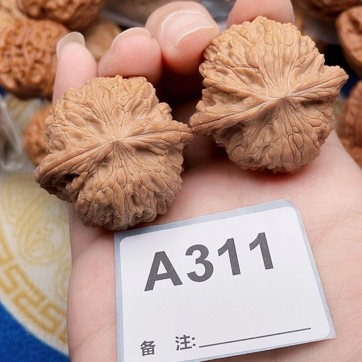 吊坠文玩核桃核桃
