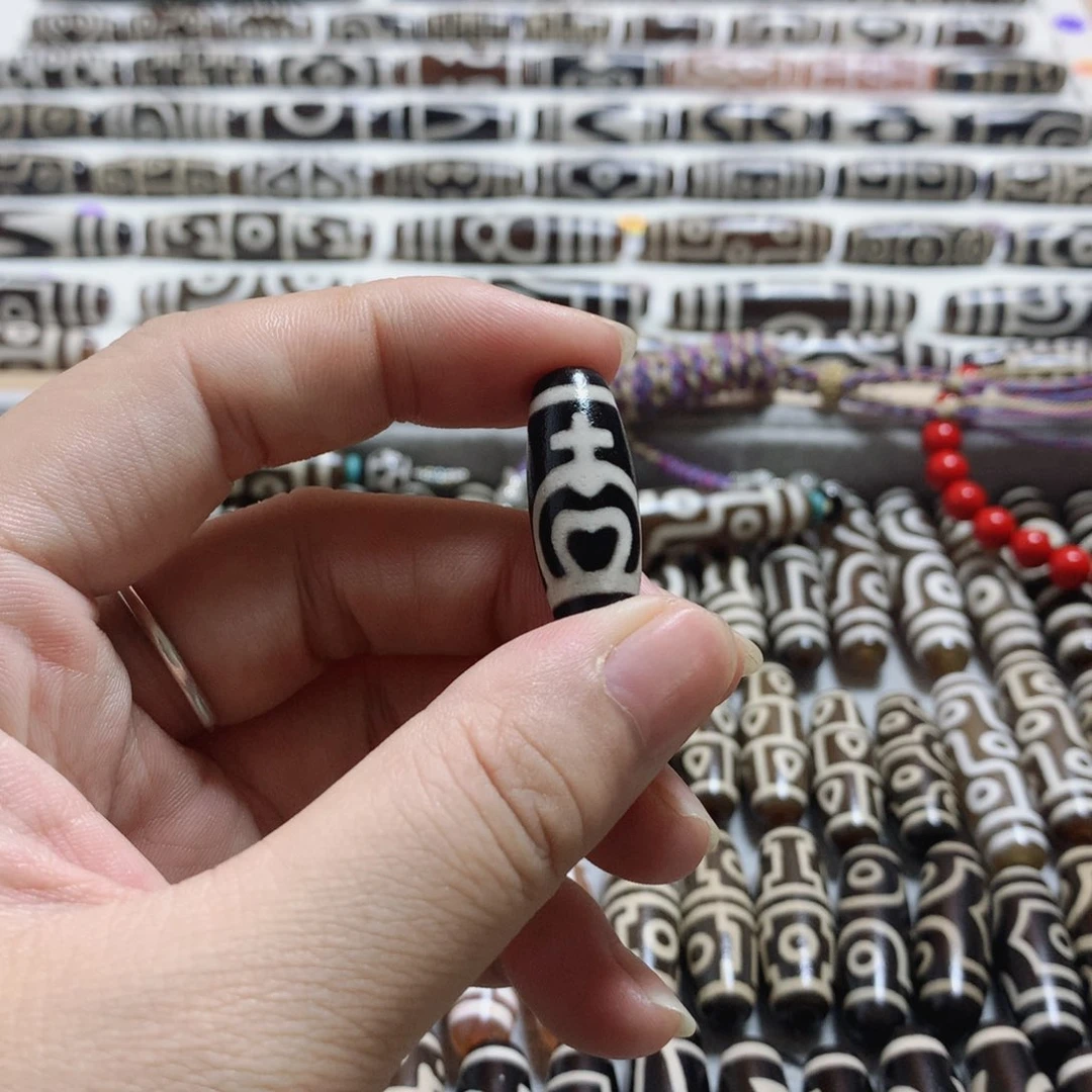 未镶嵌颈饰玛瑙/玉髓