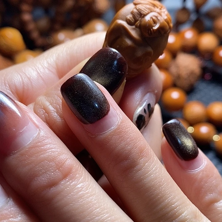 吊坠橄榄核生命美女