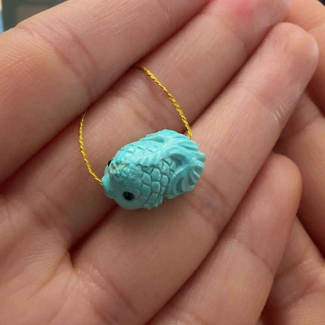 绿松石未镶嵌颈饰