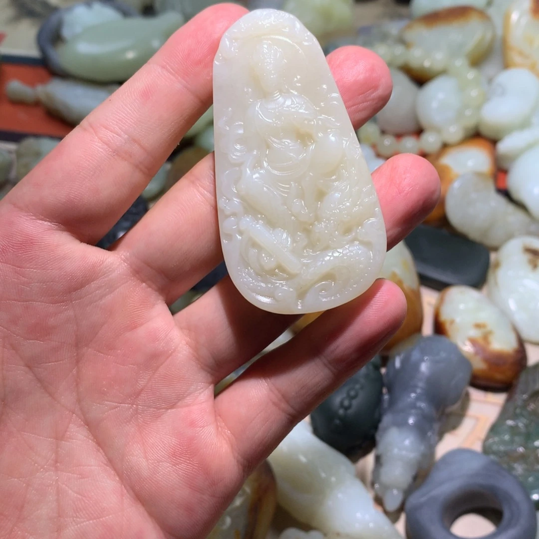 和田玉（糖玉）未镶嵌挂件