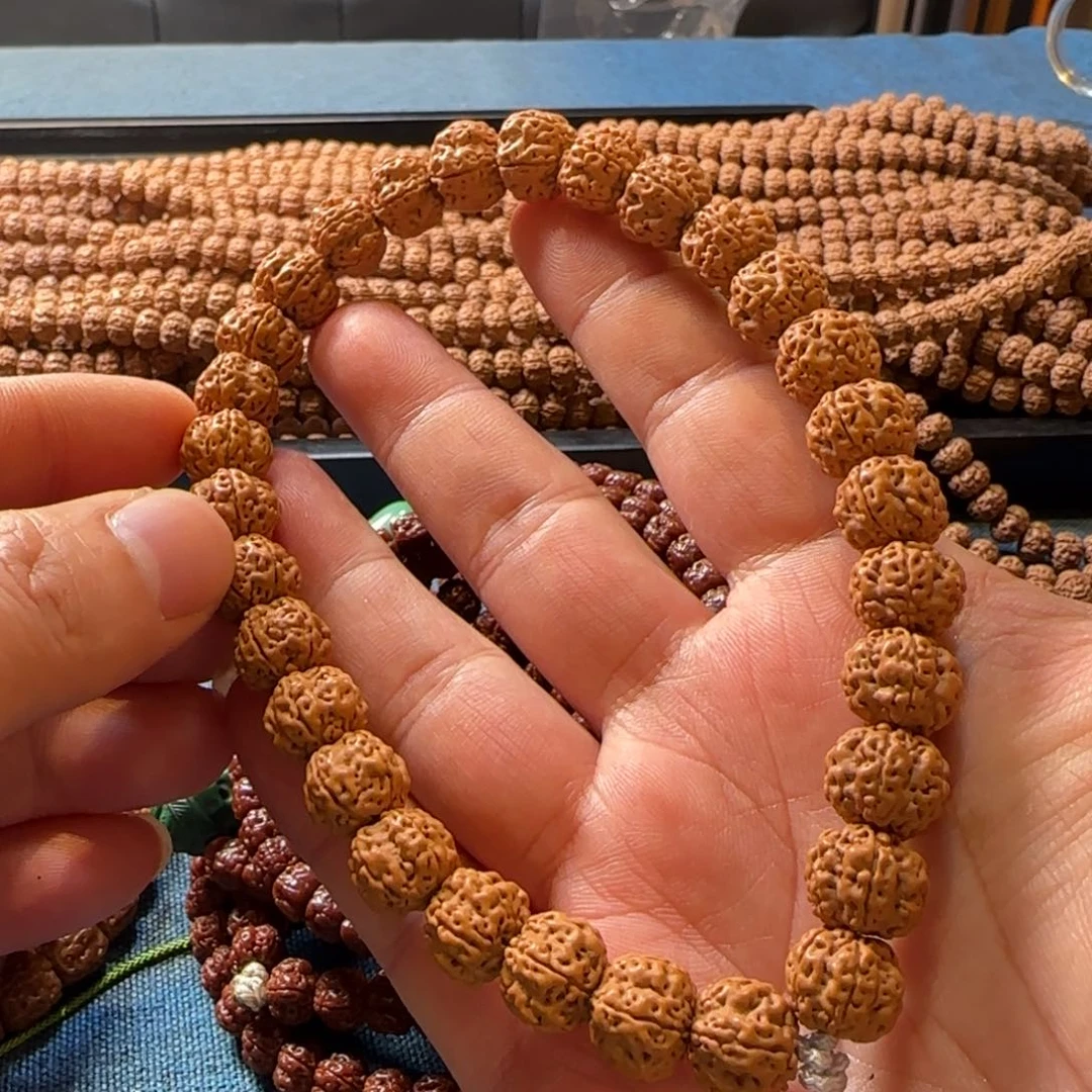 金刚菩提吊坠梅花