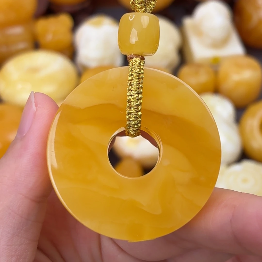 蜜蜡未镶嵌吊坠(不含链)和氏璧