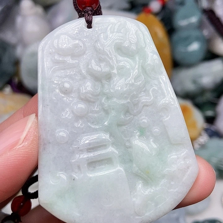 颈饰未镶嵌翡翠翡翠