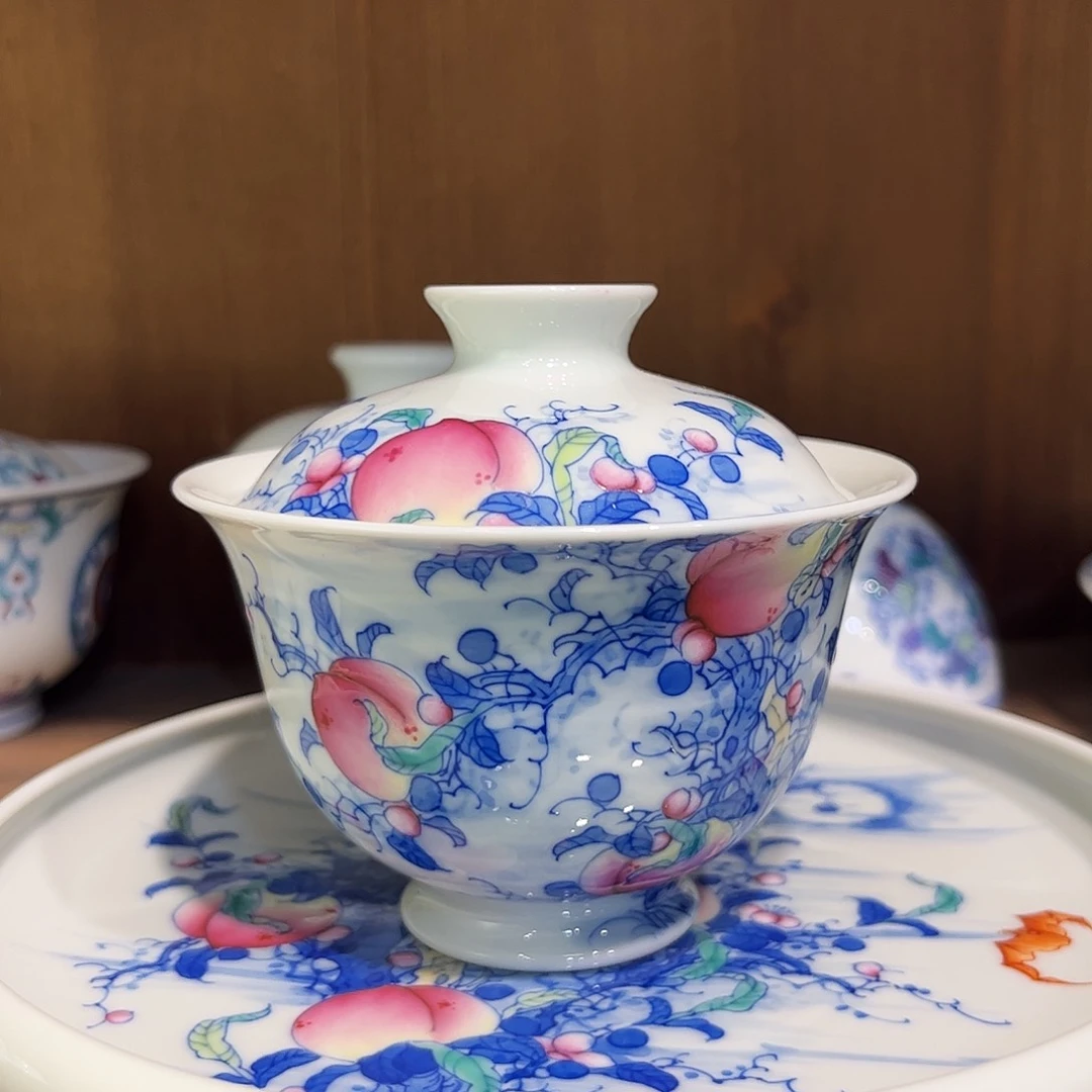 微瑕福利斗彩桃子。。。。。。。。