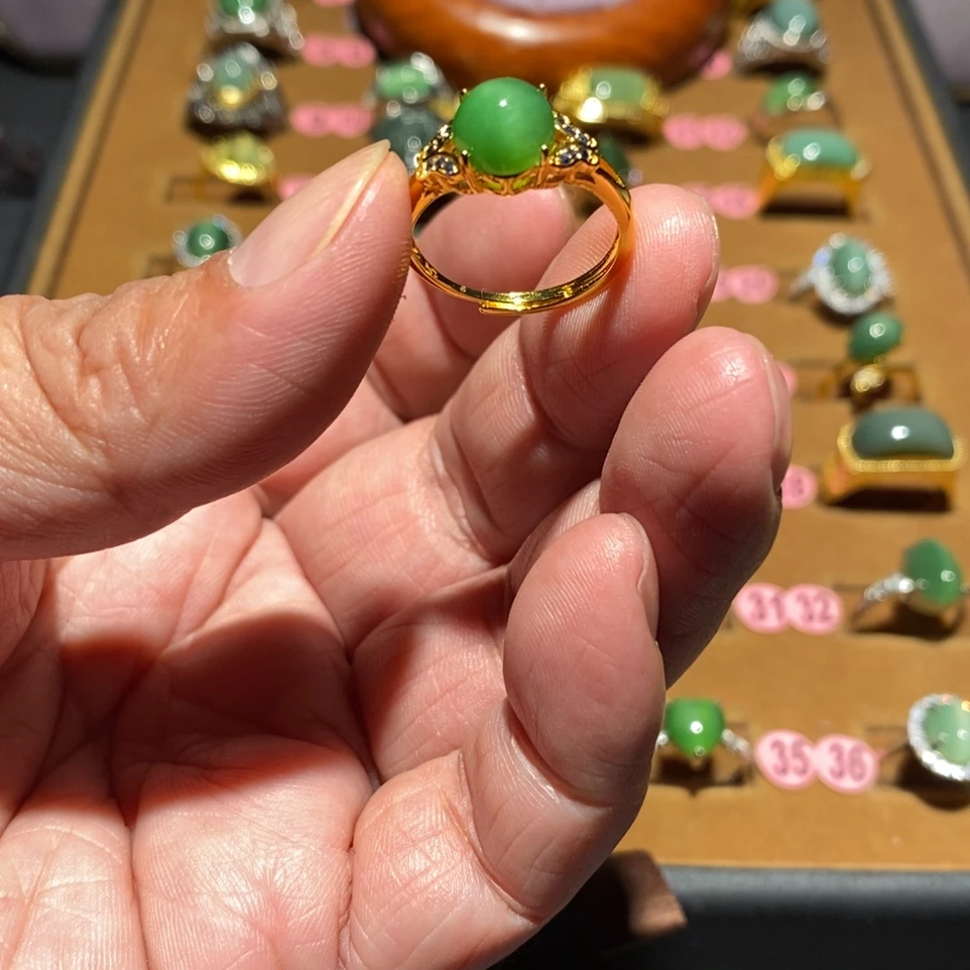 和田玉未镶嵌戒指