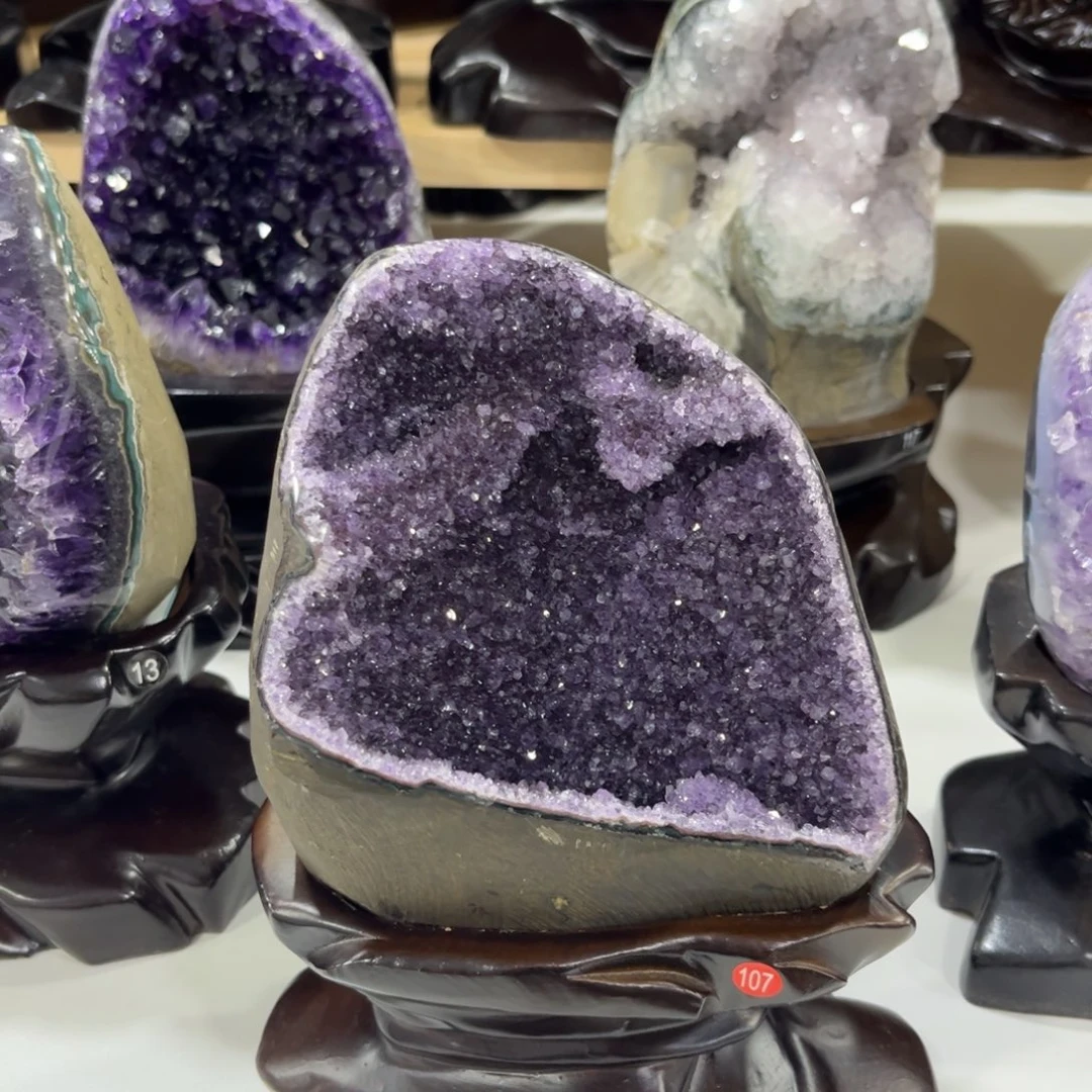 未镶嵌紫晶摆件紫晶
