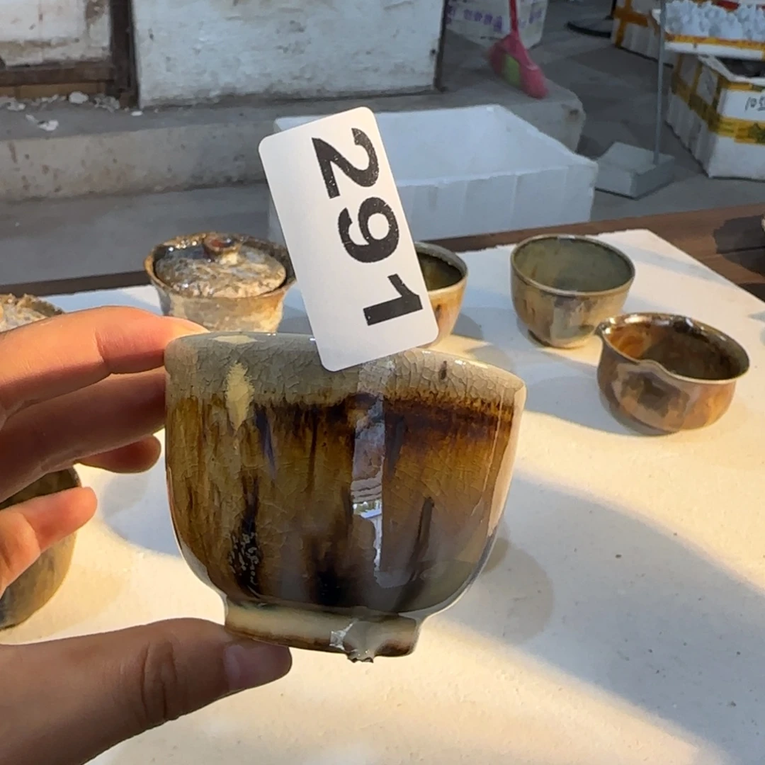 景德镇手作器皿了
