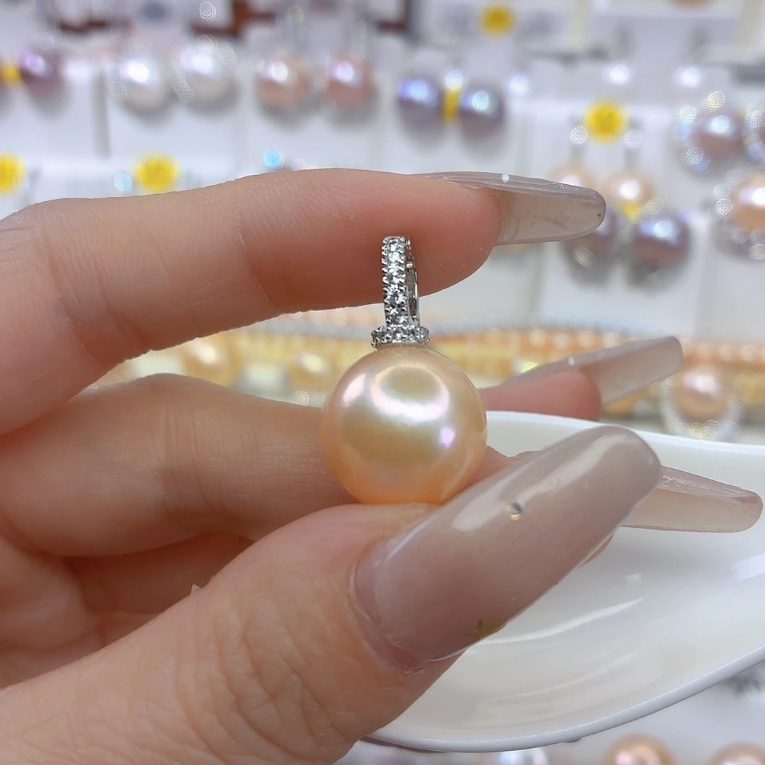 合金淡水珍珠颈饰