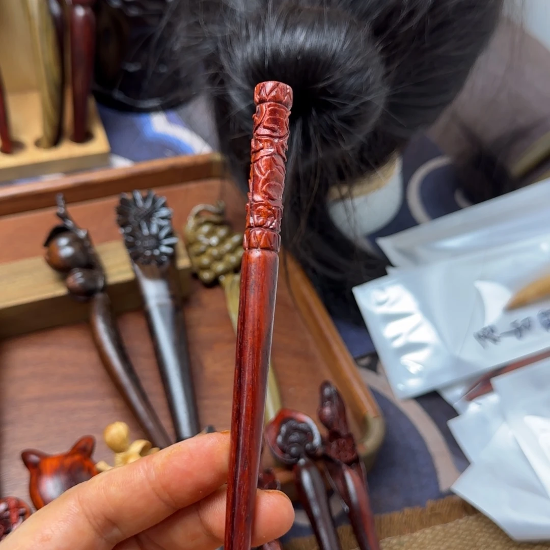 微****檀香紫檀（小叶紫檀）