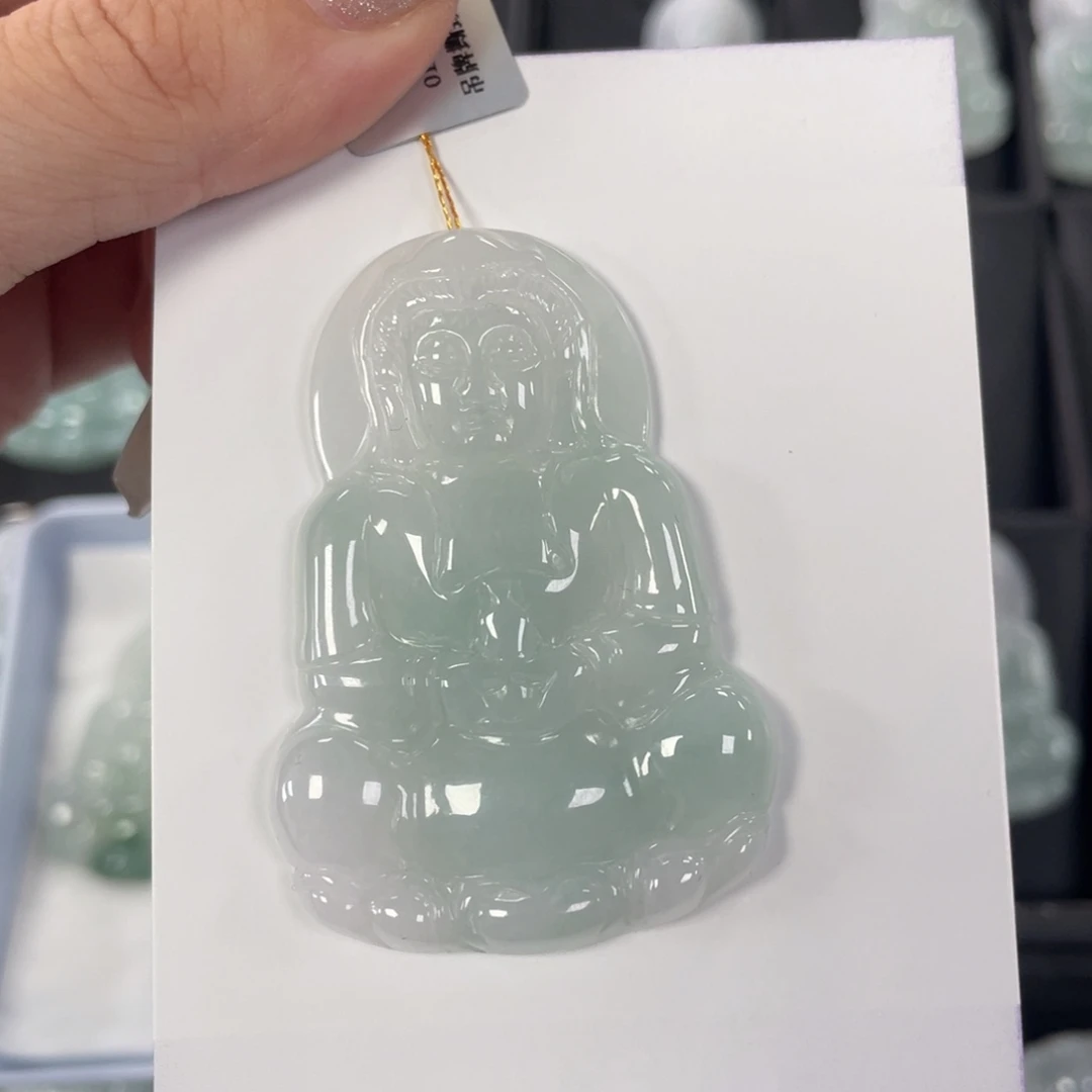 颈饰未镶嵌翡翠观音