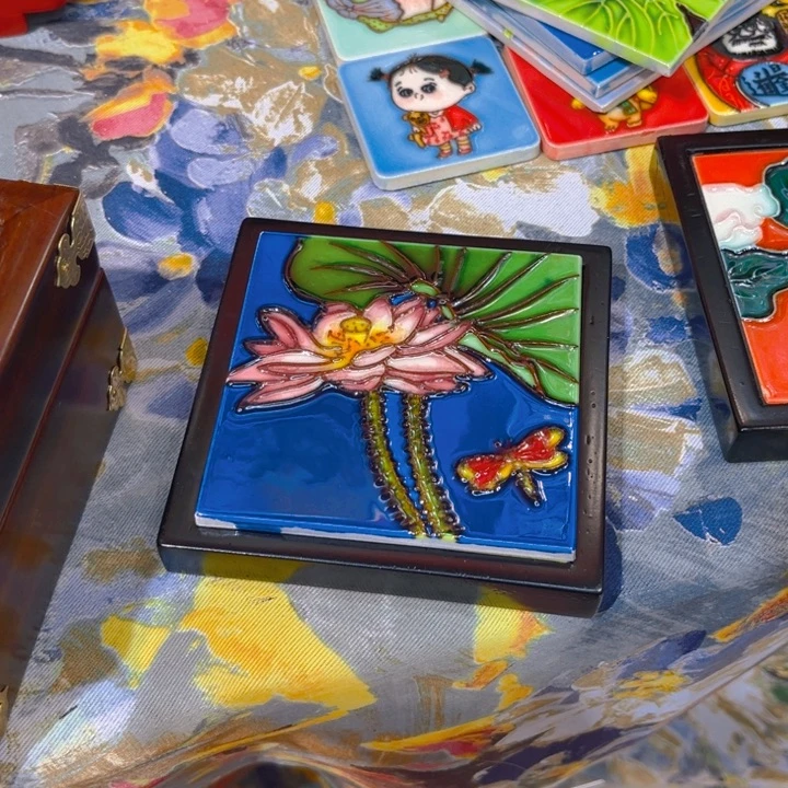 一体款瓷板画艺术作品