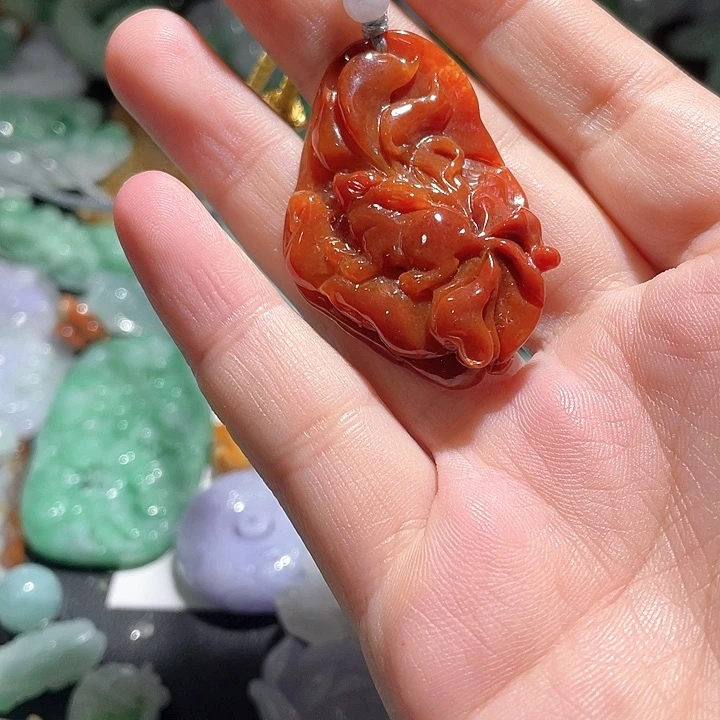 颈饰未镶嵌翡翠天