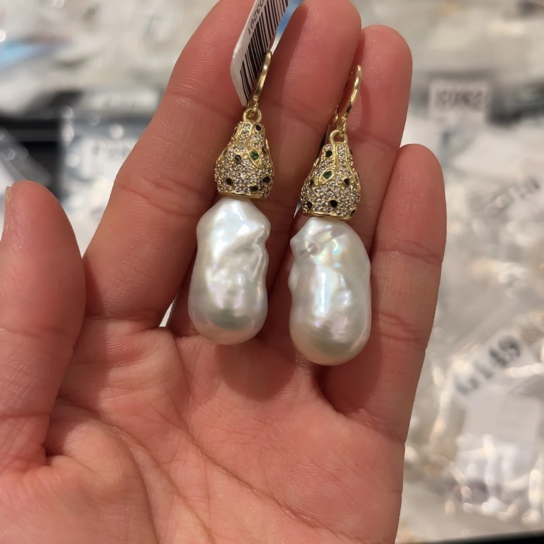 淡水珍珠耳饰合金