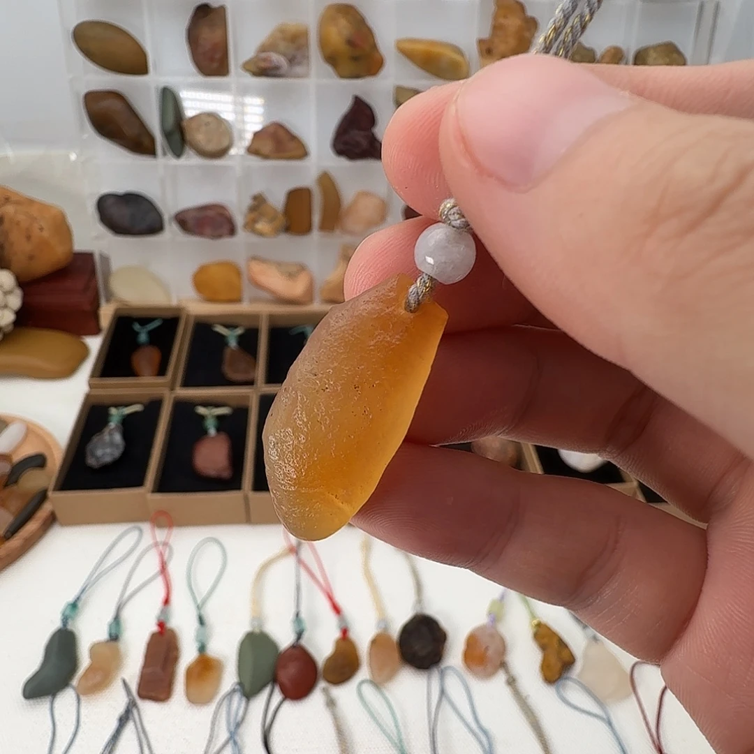 玛瑙/玉髓未镶嵌珠宝半成品