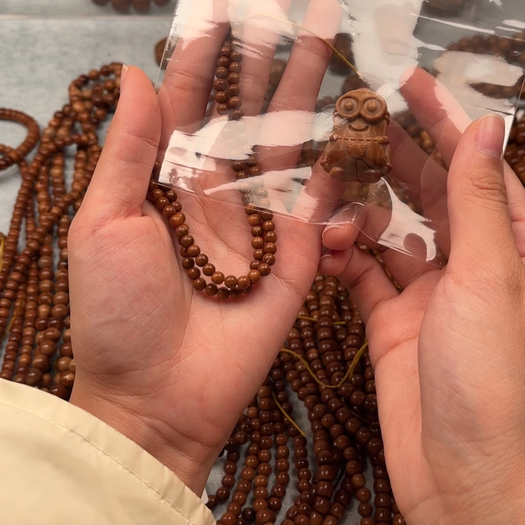 9***3库克吊坠库克0.4一百五十颗➕小黄人