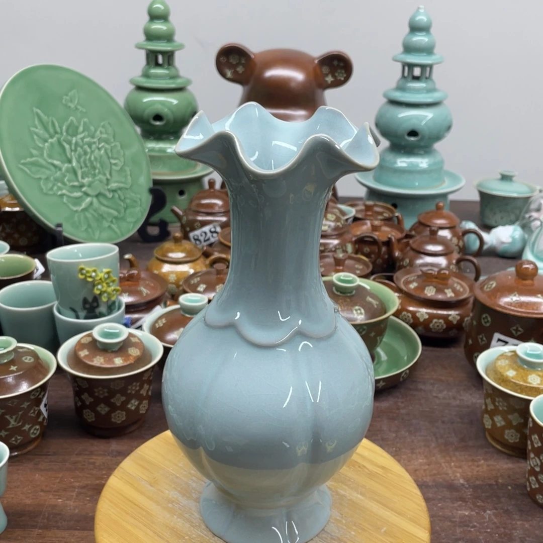 特价福利22.5厘米花瓶