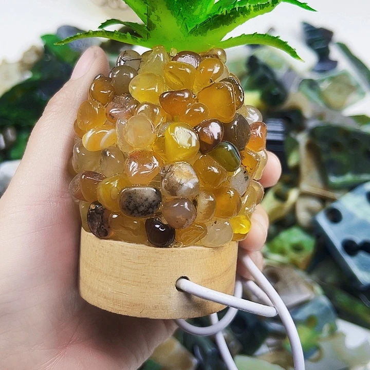 紫***瑭和田玉（糖玉）未镶嵌珠宝半成品