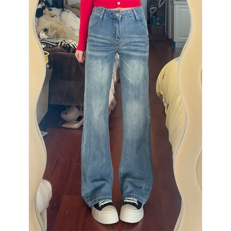 不贴腿微喇牛仔裤女春季新款大码胖mm显瘦梨形身材宽松阔腿喇叭裤