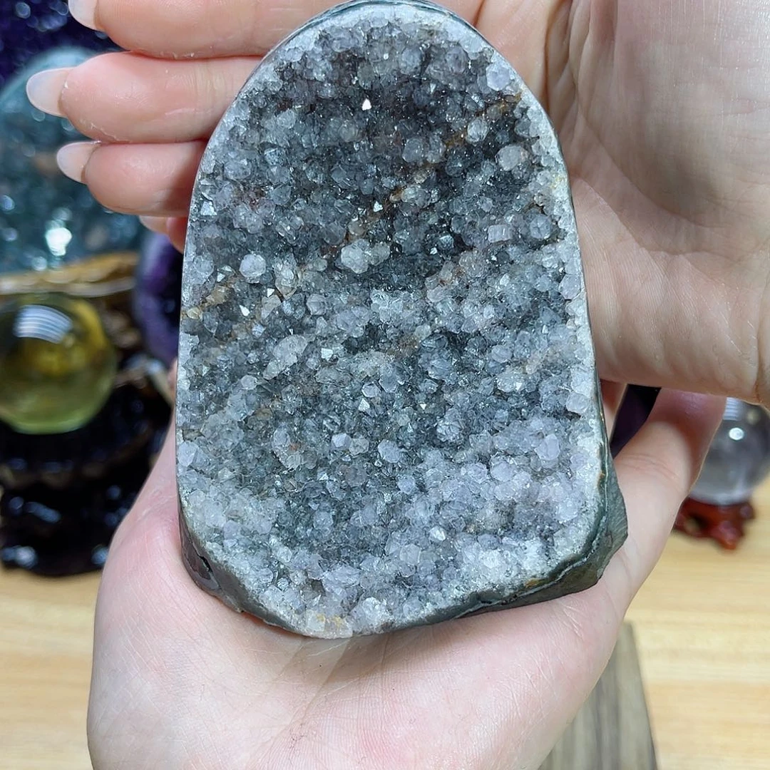 水晶大型摆件（非配饰）未镶嵌