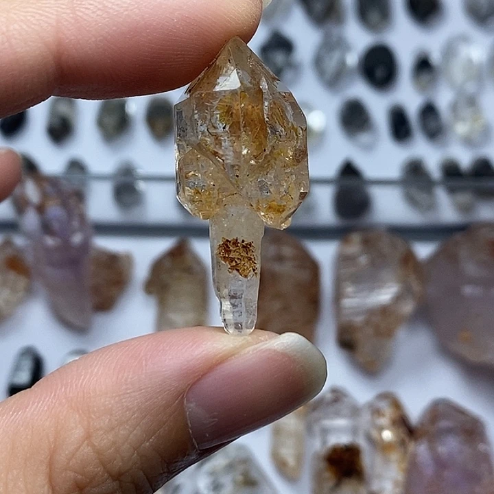 未镶嵌颈饰水晶满油冰淇淋