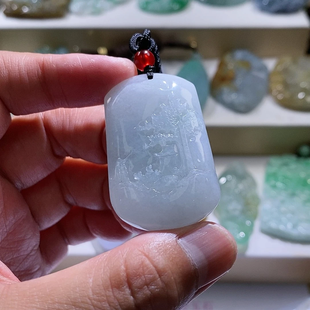 【闪购商品】翡翠颈饰未镶嵌山水