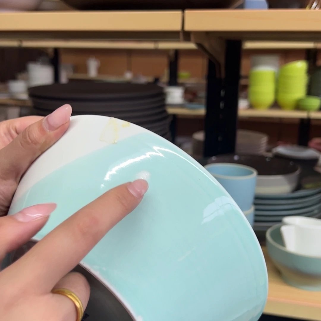 新骨瓷174瑕疵慎拍 rd皇家绿白双拼 8寸面碗 全标 掉釉