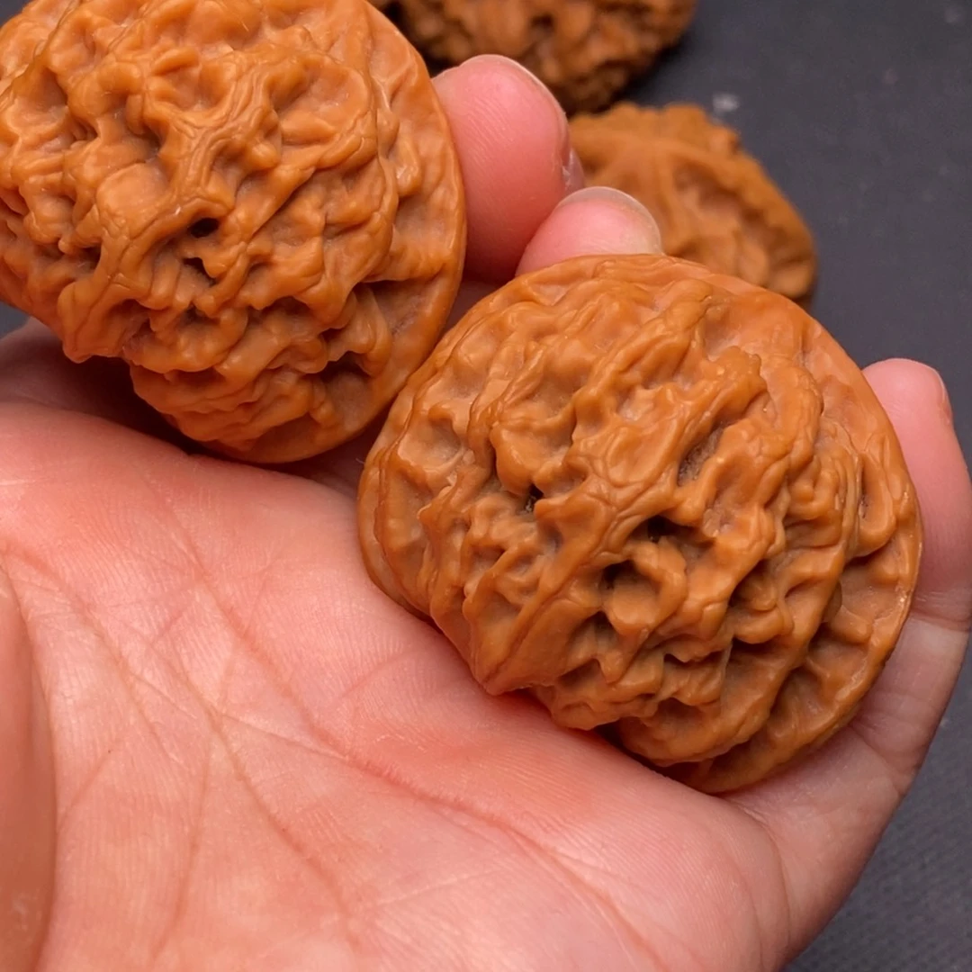 把件文玩核桃秦岭野生核桃